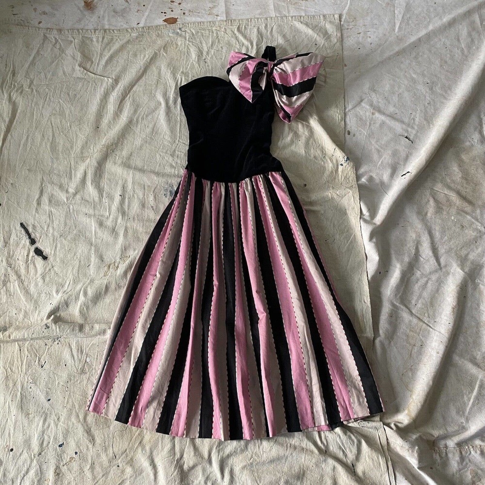 Vintage 80s Velvet Bow One Shoulder Drop Waist Princess Seam Party Dress Boning